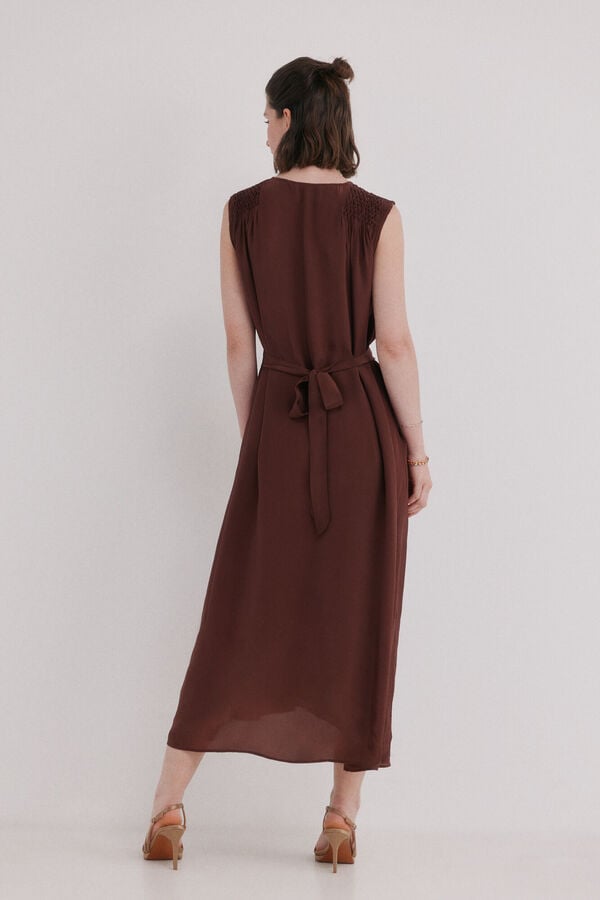 Hoss Intropia Aura. Vestido midi flu&iacute;do Marron