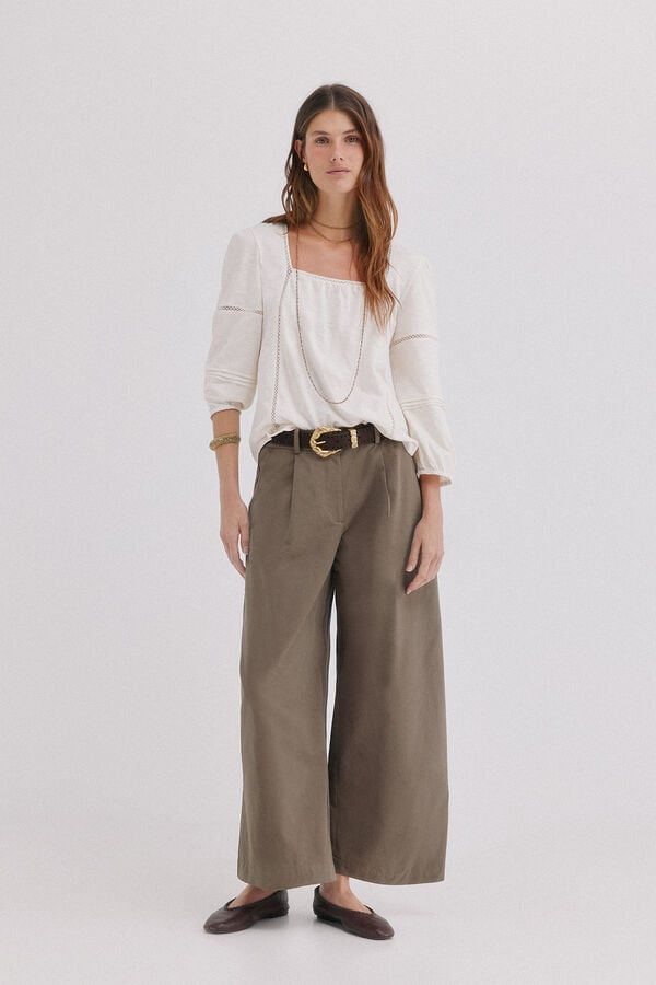 Hoss Intropia Miranda. Blusa rom&aacute;ntica Beige