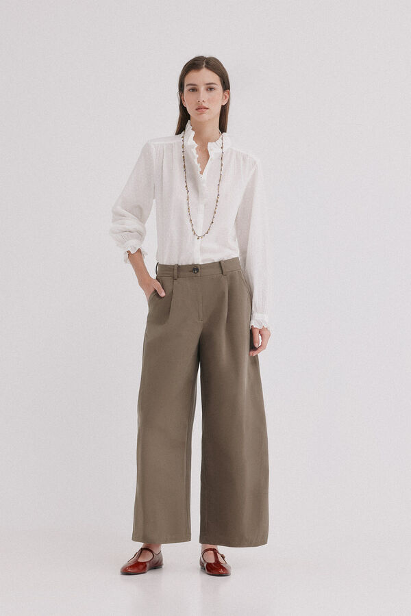 Hoss Intropia Claudette. Camisa plumeti Branco