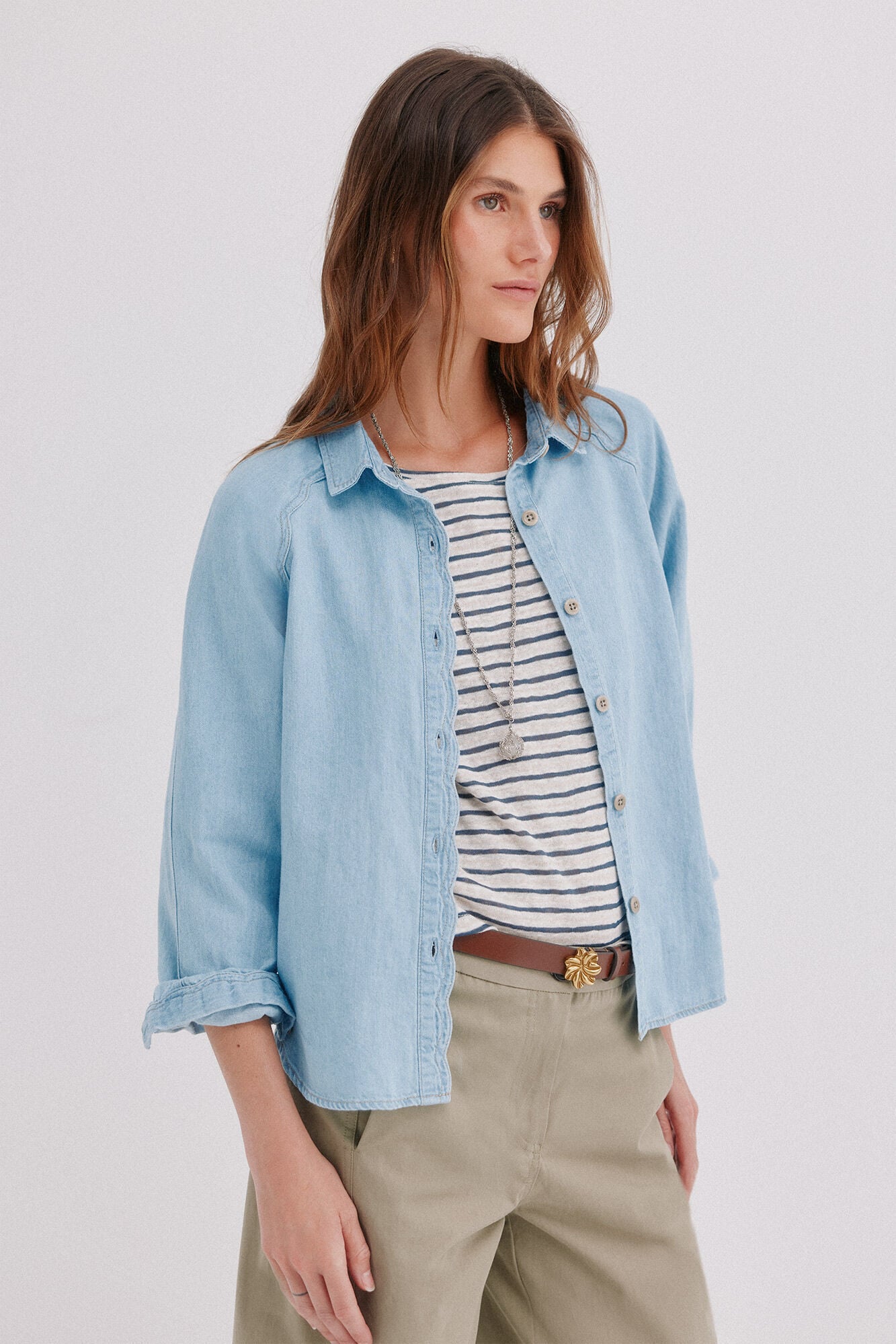 Hoss Intropia Cora. Camisa denim