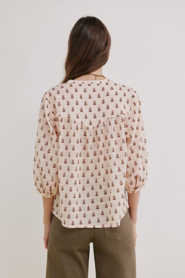 Hoss Intropia Claire. Blusa estampada Rosa