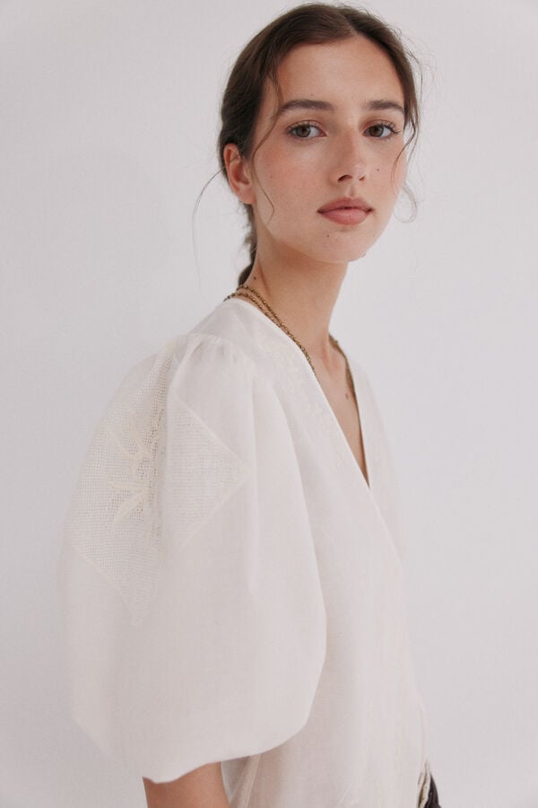 Hoss Intropia Cintia. Blusa cruzada Marfil