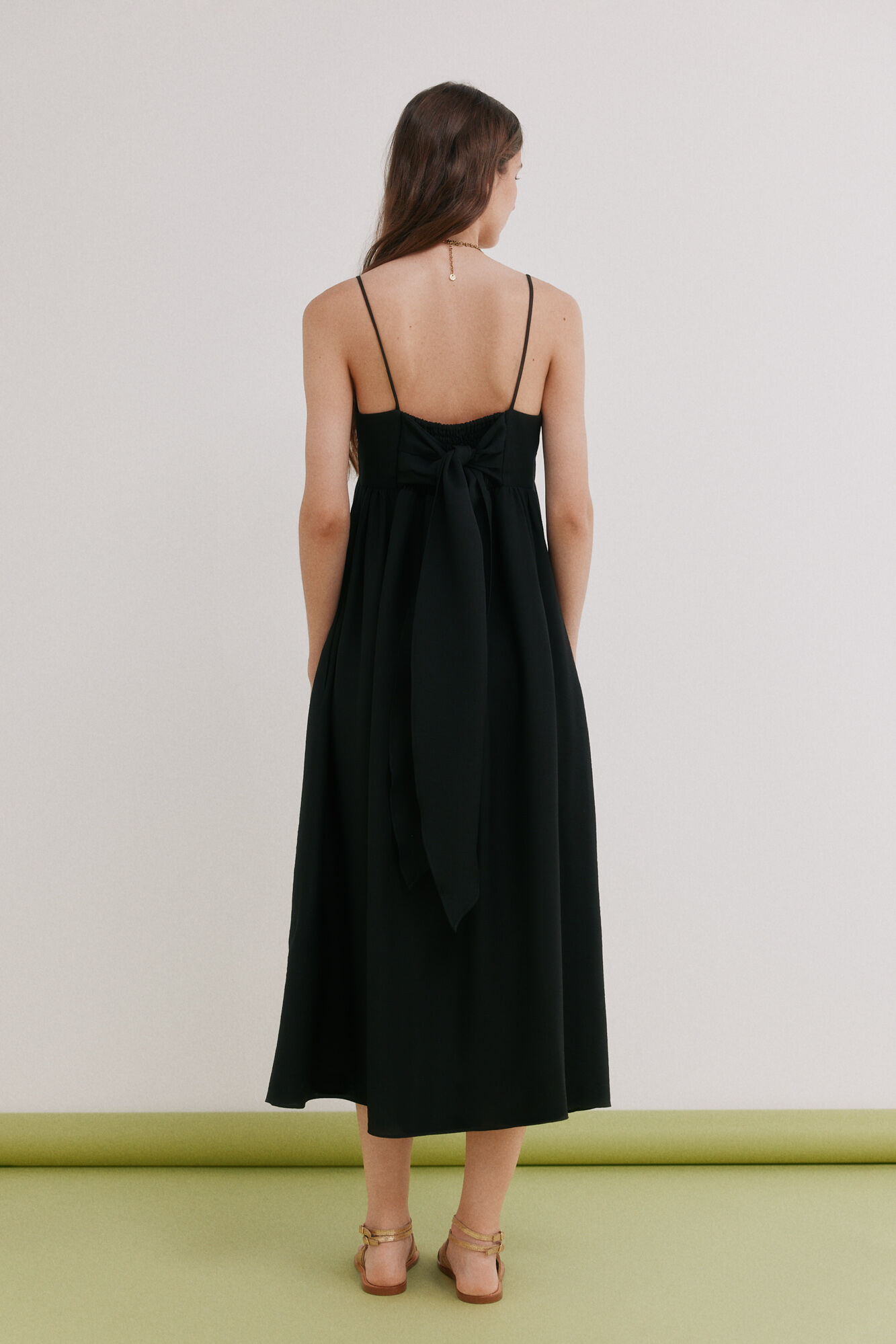 Hoss Intropia Asunci&oacute;n. Vestido com la&ccedil;ada