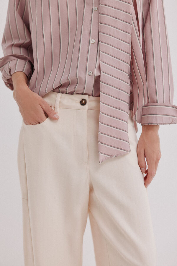 Hoss Intropia Praisa. Pantal&oacute;n de espiga Marfil