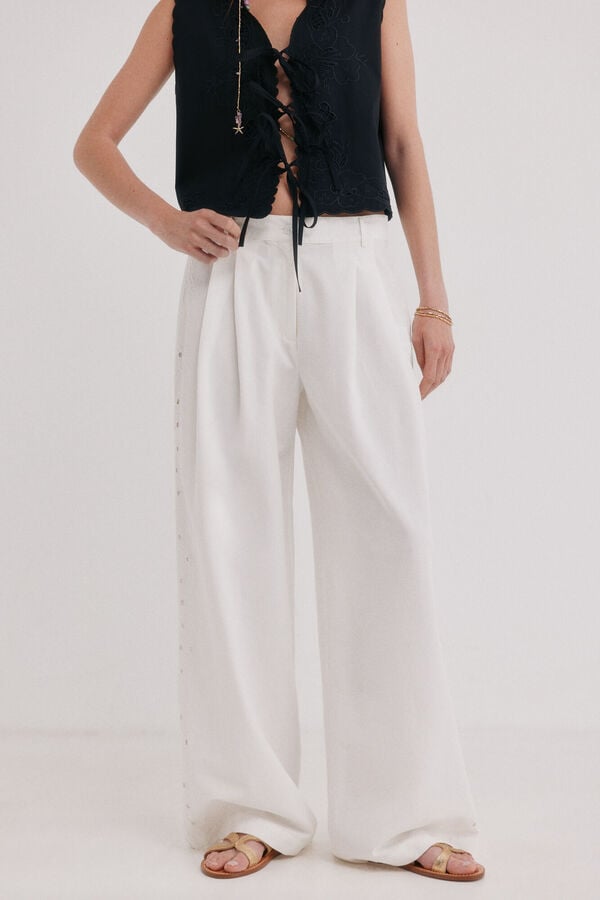 Hoss Intropia Pura. Pantal&oacute;n calados laterales Marfil