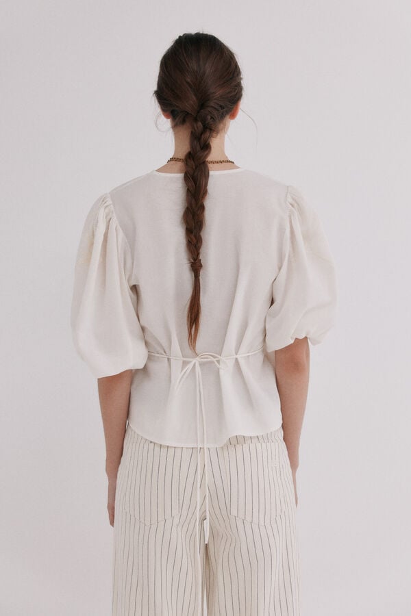 Hoss Intropia Cintia. Blusa cruzada Marfil