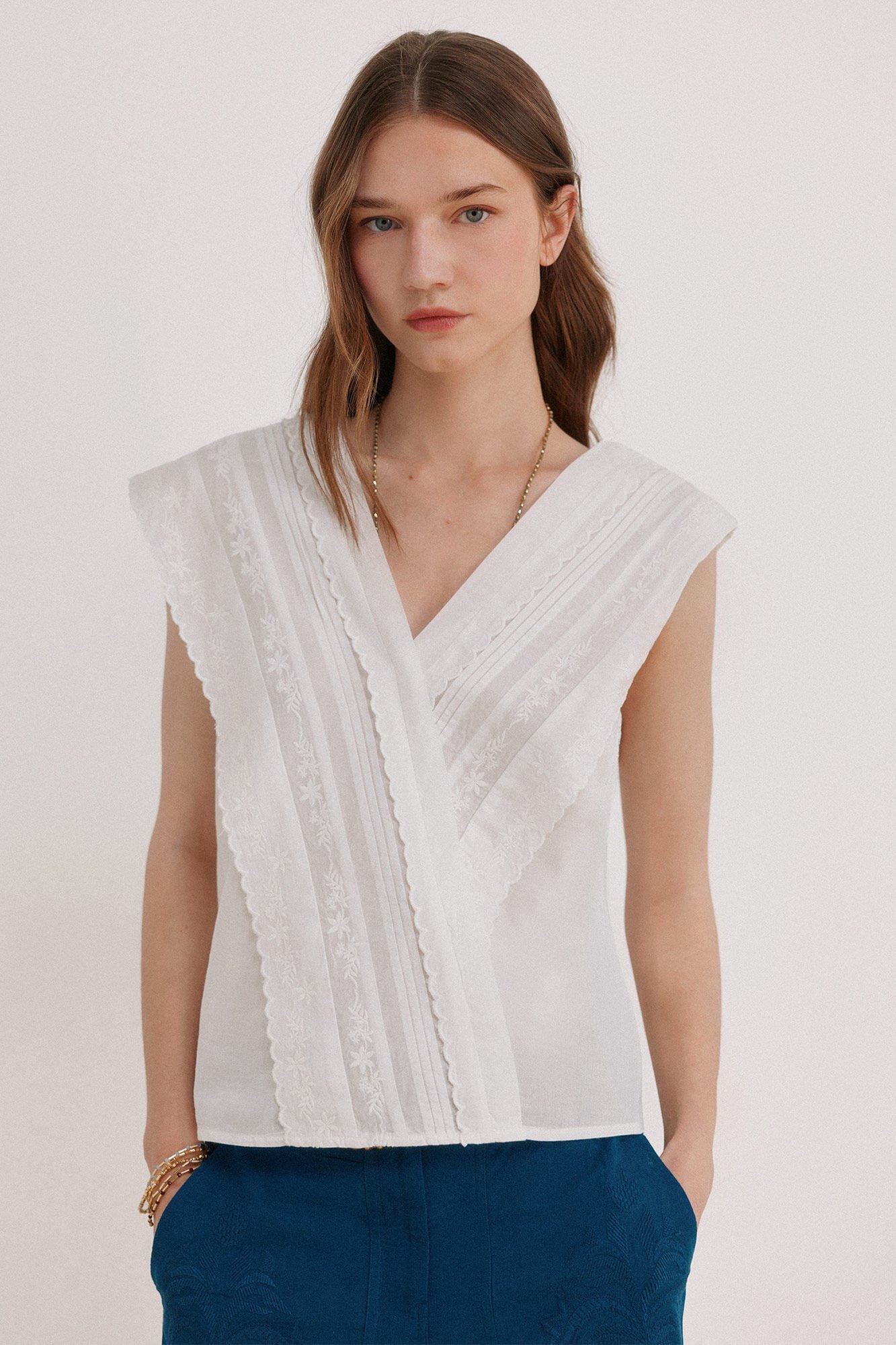 Hoss Intropia Carola. Blusa rom&acirc;ntica