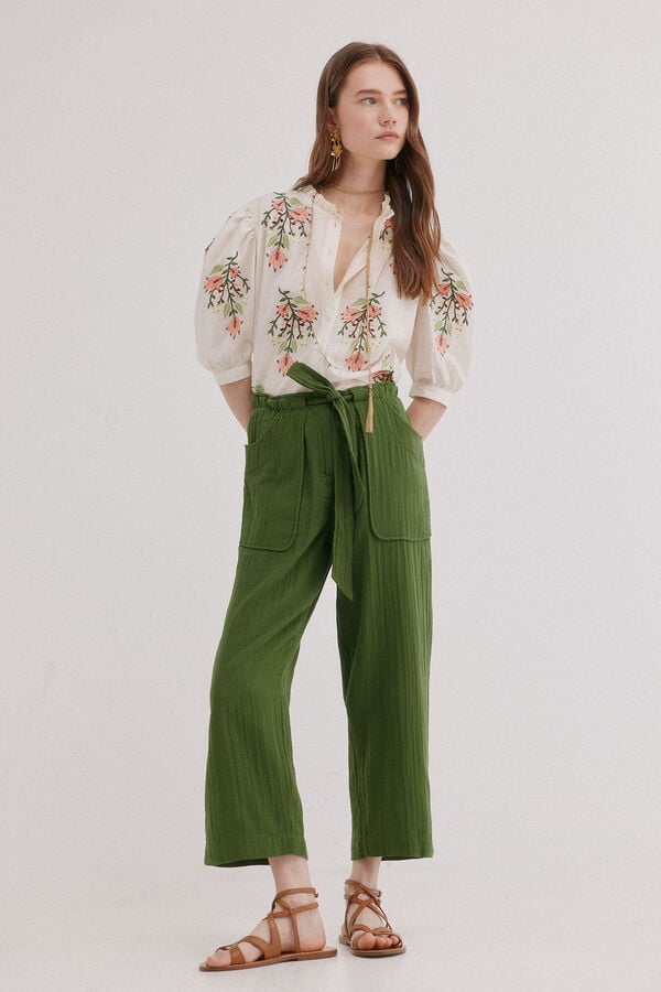 Hoss Intropia Pia. Pantal&oacute;n estilo cargo Kaki