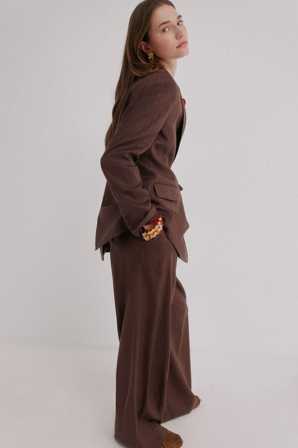Hoss Intropia Elaine. Blazer cuello solapa Marron oscuro