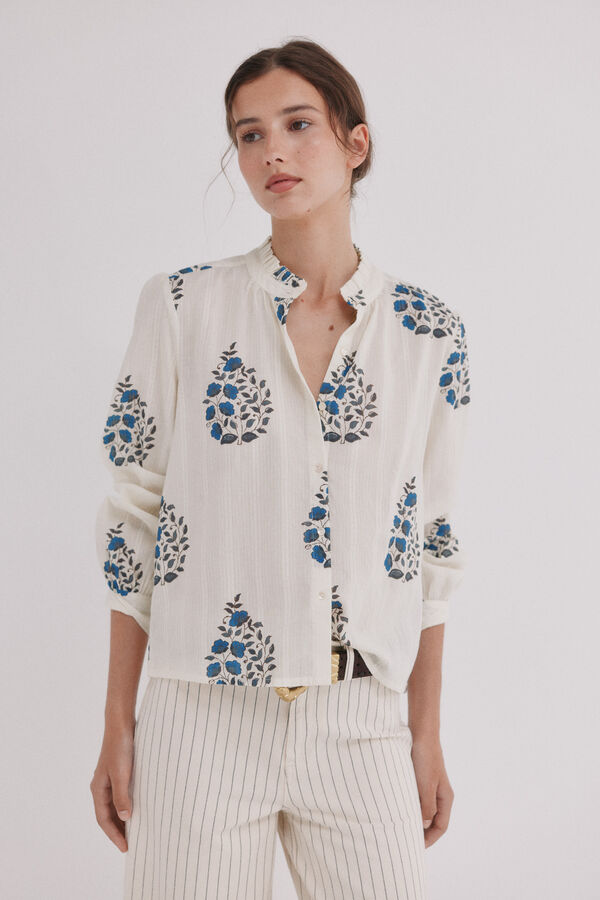Hoss Intropia Chanel. Blusa estampada Marfil