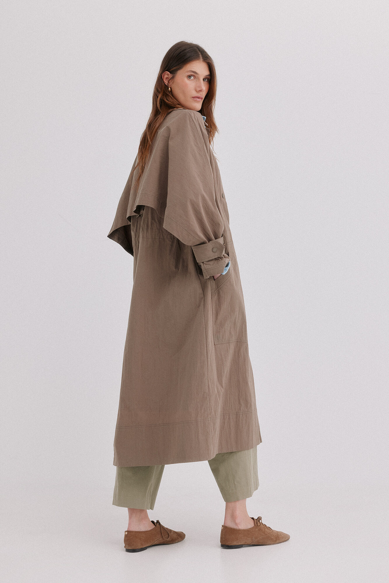 Hoss Intropia Dalia. Casaco midi
