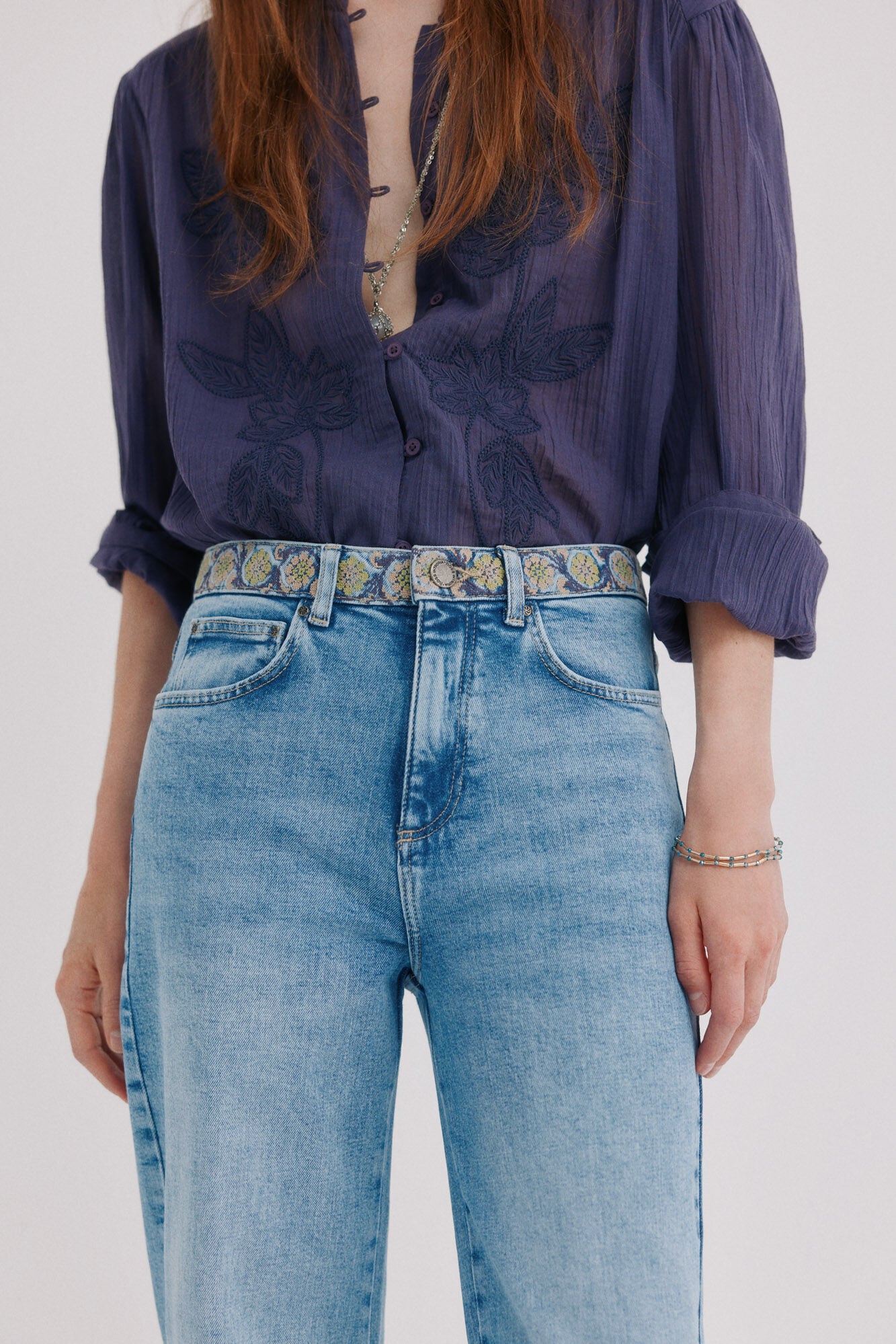 Hoss Intropia Briar. Jeans bordados
