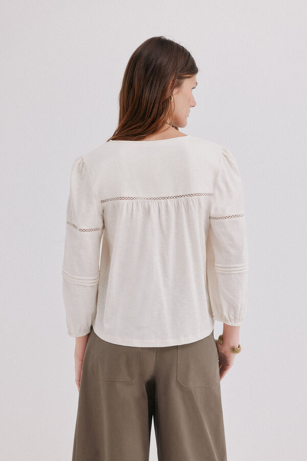 Hoss Intropia Miranda. Blusa rom&aacute;ntica Beige